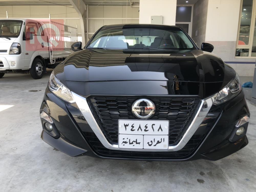 نیسان ئەلتیما
